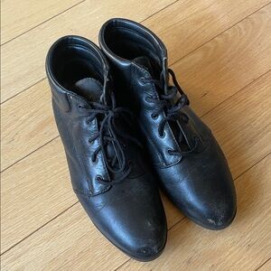 Vintage Black Leather Lace-Up Booties by Feather Lite Sport